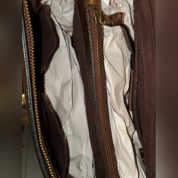 Jane Marie Tatum Crossbody Bag / Wallet - Picture 2 of 6